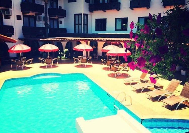 Hotel Tirol Treze Tilias Exterior photo